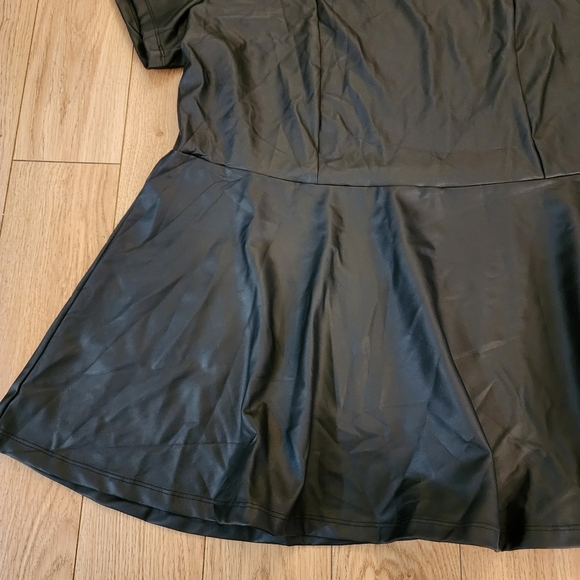 Torrid Black Peplum Blouse with Square Neck and Short Sleeves - Picture 3 of 12